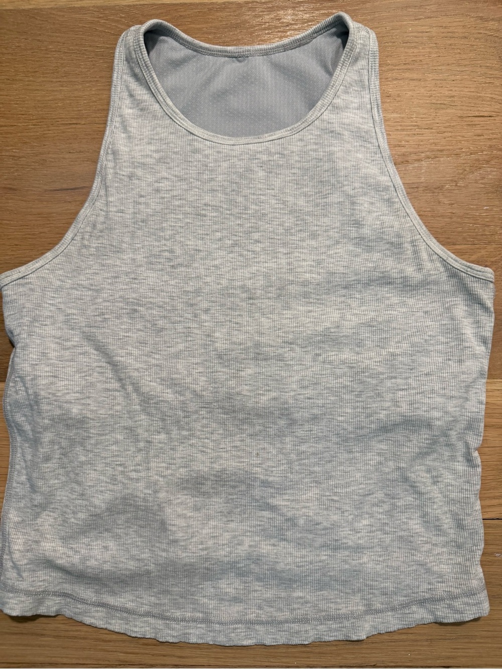 Vuori Light Heather Gray Ribbed Cropped Tank